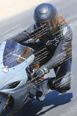 media/Mar-24-2025-Moto Forza (Mon) [[57ce5c5cff]]/3-Beginner Group/Session 3 (Turn 6 Inside)/